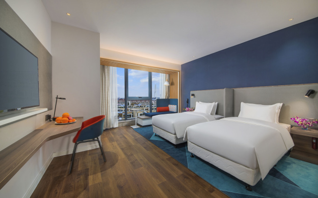 Holiday Inn Express Shanghai Xuhui Binjiang by IHG
