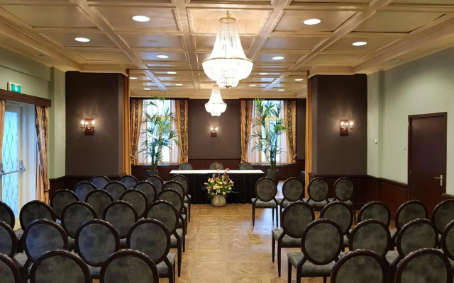 Hotel Mastbosch Breda