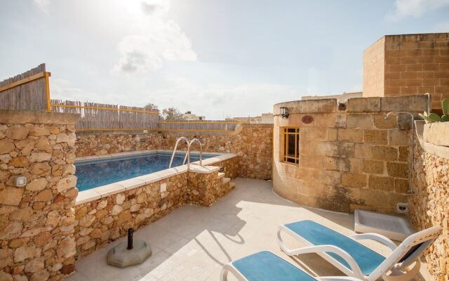 Gozitan Farmhouse With Pool - PP 4