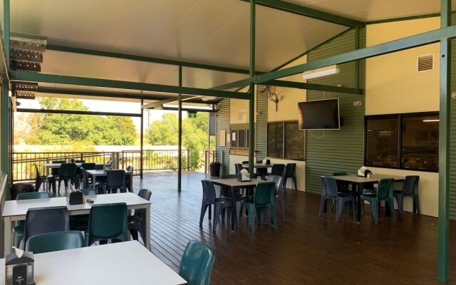 Victoria Accommodation Village