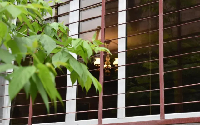 Sleep Studio Hostel