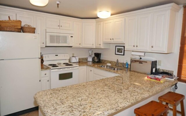 520 Cooper Ave E #305