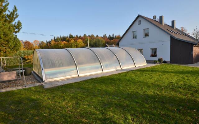 Spacious Villa With Swimming Pool