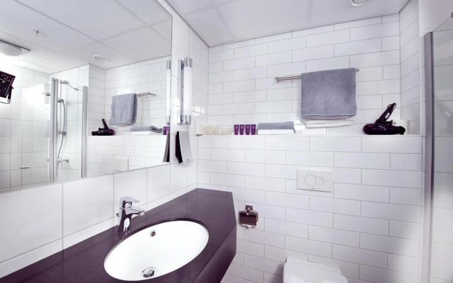 Home Hotel With