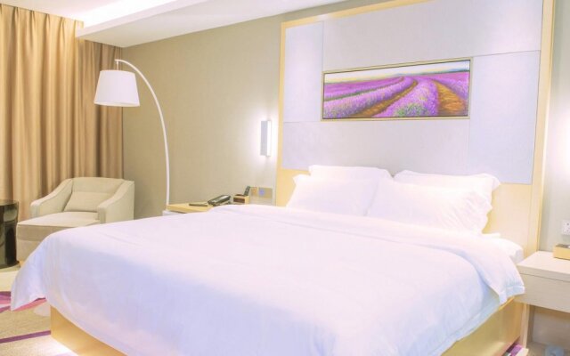 Lavande Hotel Zhuhai Aviation New Town airport
