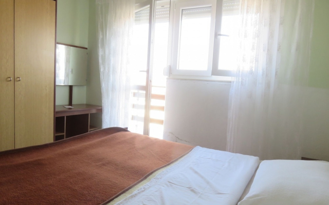 Marin - 100m From the Beach With Parking - A1