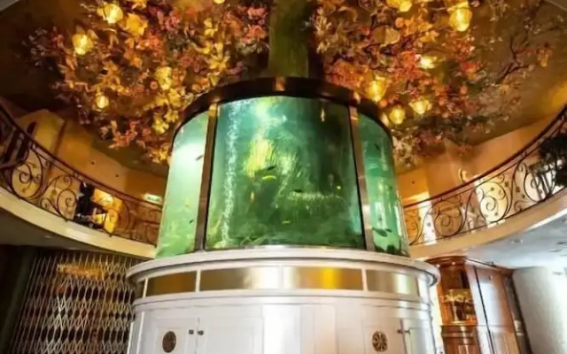 Hotel & Restaurant Infinity
