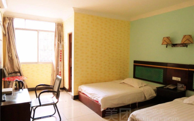 Haoting Business Hotel (Liuzhou Gangyi Middle School Fenghuangling Campus Branch)