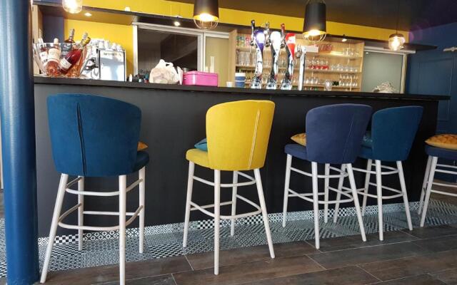 L'Hôtel des Bords de l'Ill