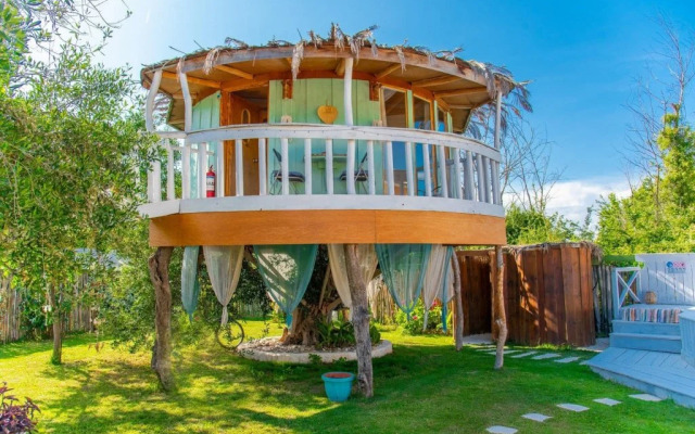 Elmar Tree House
