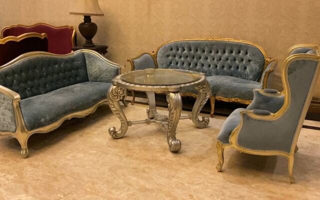 Grand Empire Palace Hotel