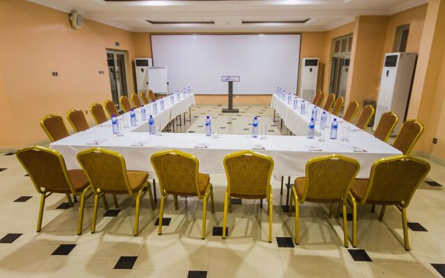 GolfView Suites & Conference Center