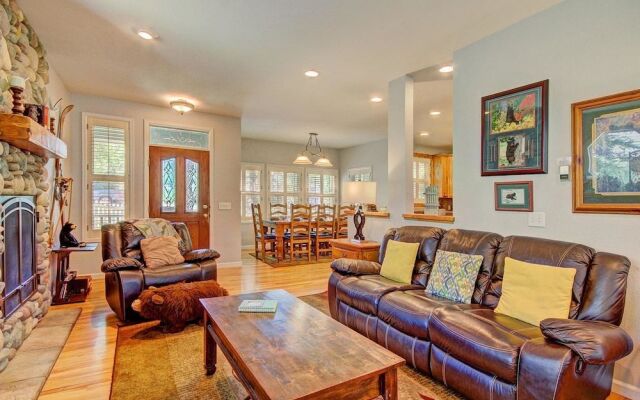 Bear Pine 4 Br home by RedAwning