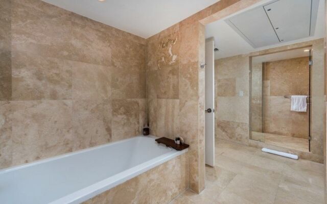 24th Street House #90370