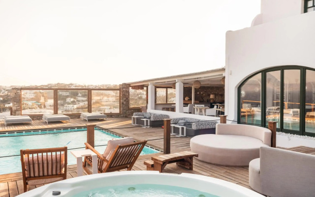 Tharroe of Mykonos