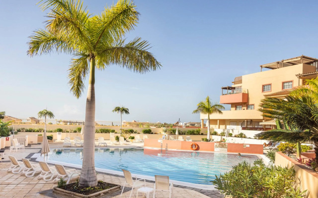 Terrazas Del Duque Sunset Apartment