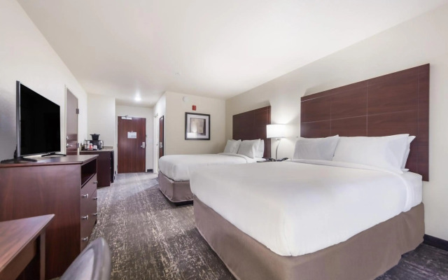 Cobblestone Hotel & Suites - Urbana