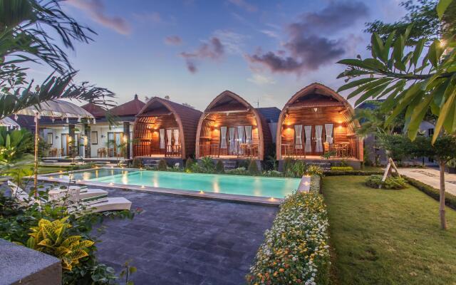 Mailaku House