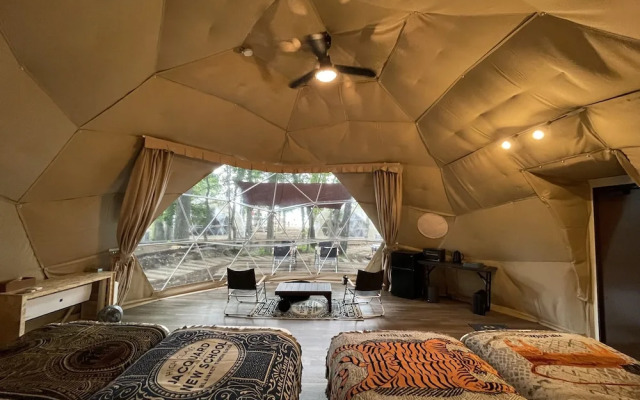 The Day Post General Glamping Village