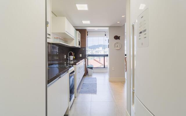 Apto c/piscina a 3min da praia dos Ingleses VIN204