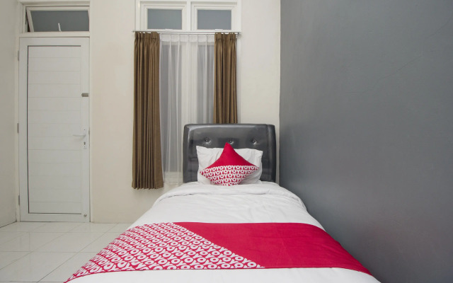 OYO Life 647 Irooms Homestay