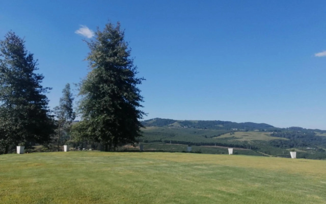 Mount Shekinah Country Hotel