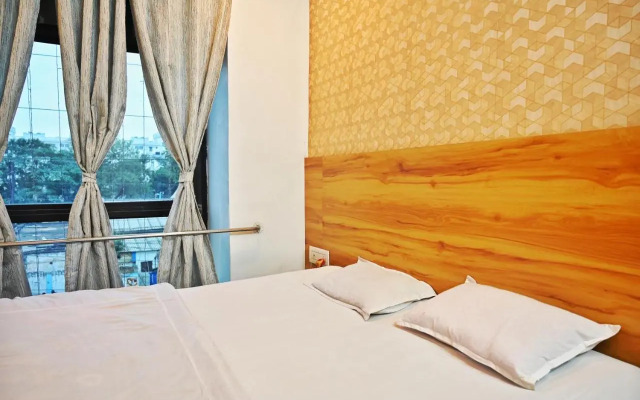 OYO 27950 Hotel Priyanka International