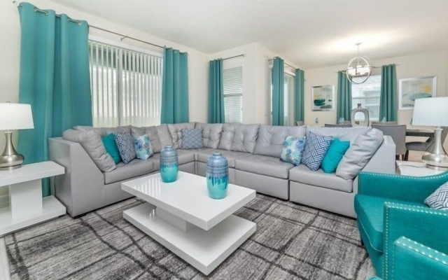 6BR Pool Home in ChampionsGate