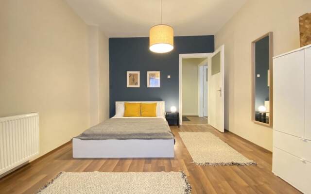 Missafir Flat Near Popular Attractions in Beyoglu