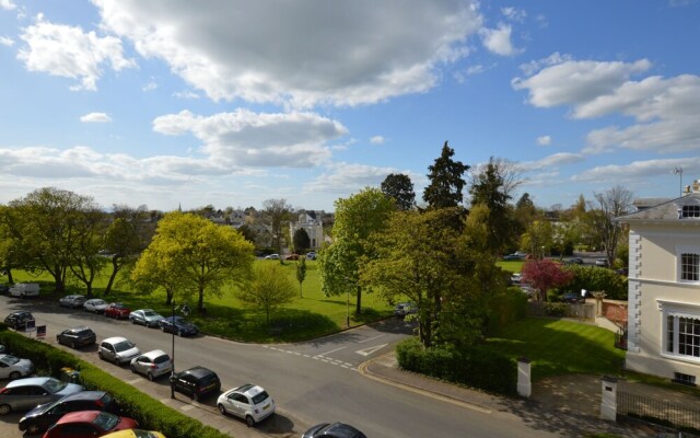22 Lansdown Place