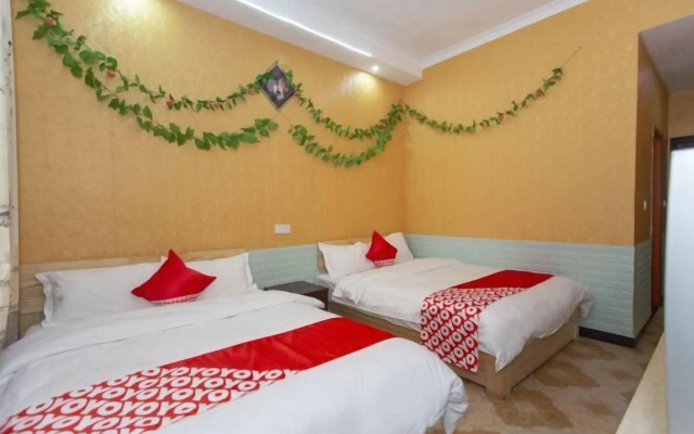 Zhangjiajie Stockaded Village Inn