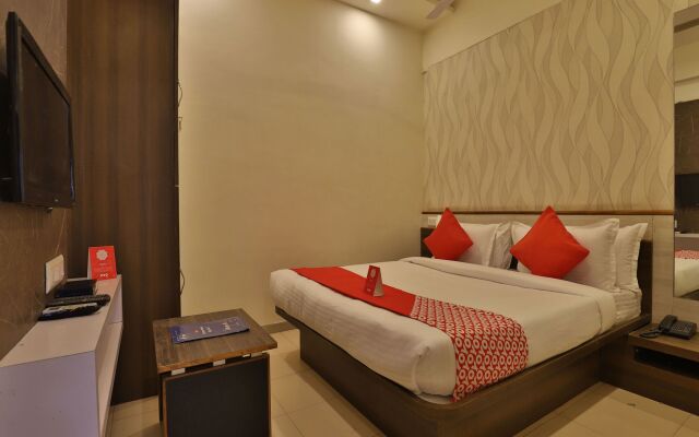 OYO 12147 Hotel Vibrant