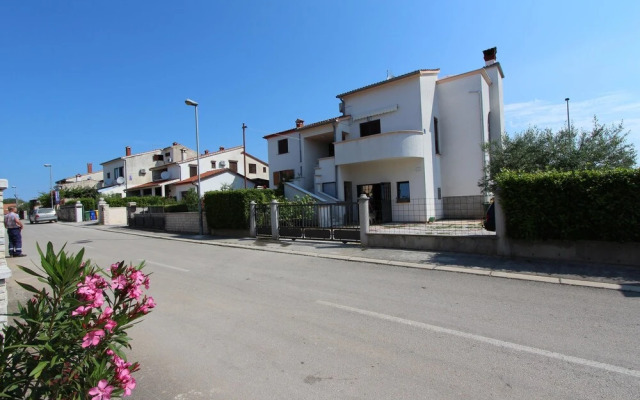 Rooms and Apartment Luana