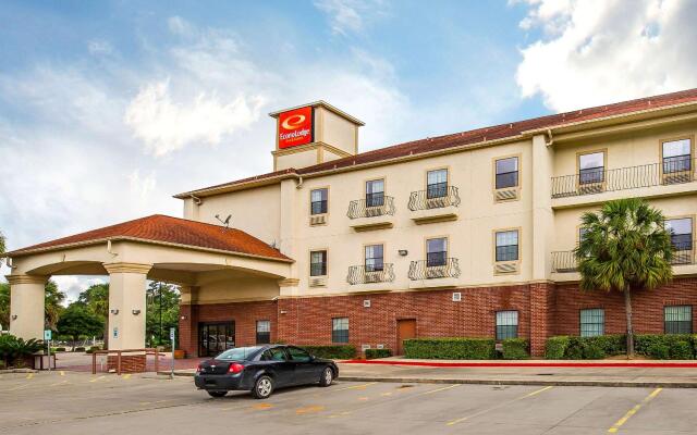 Econo Lodge Inn & Suites Beaumont