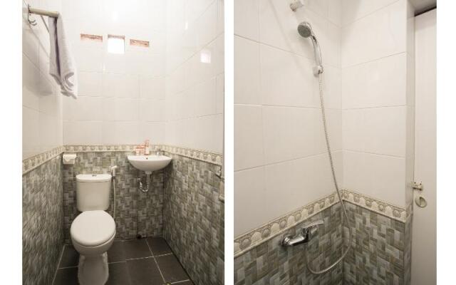 Super OYO 356 Titipapan Residence