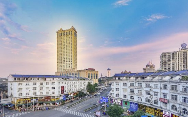 Vienna International Hotel (Dongxing Port) – Outside – Mong Cai