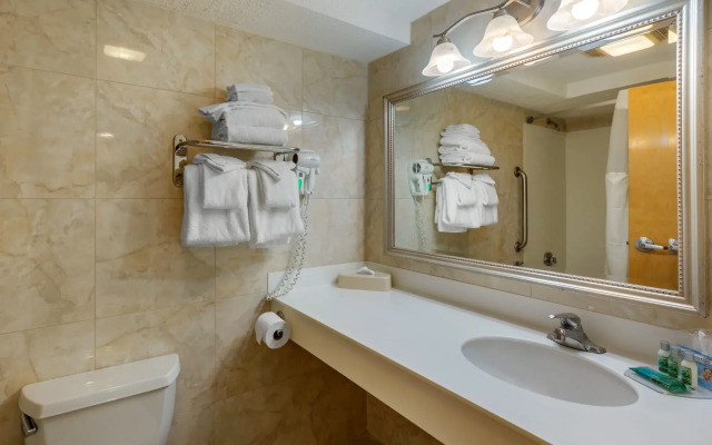 Comfort Inn at Newport Beach Middletown