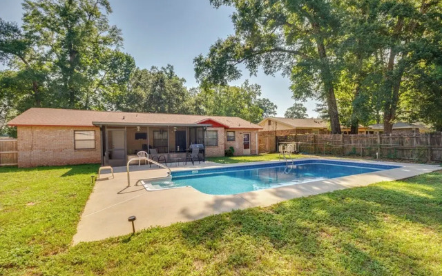 Pensacola Vacation Rental w/ Private Pool!
