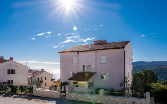 Bellistra Apartments Rabac