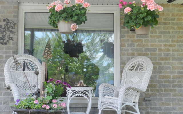 A Garden Stroll B&B