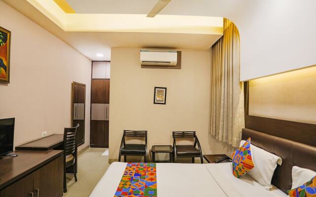 FabHotel Pine Tree