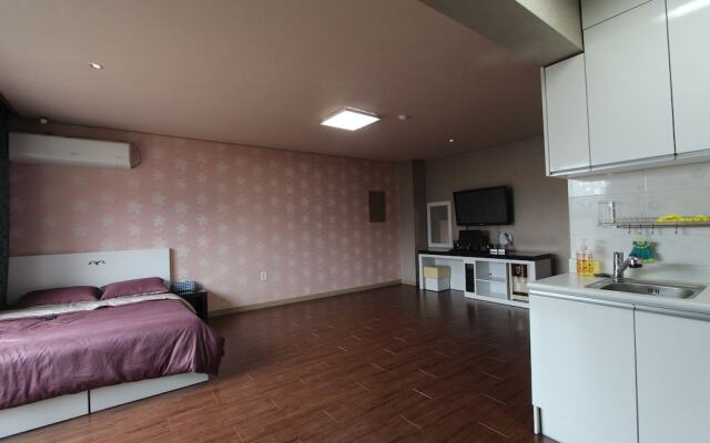 Ganghwado Four Season Pension