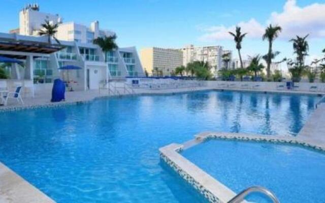 ESJ Azul 1660 - Ocean Front & Pool