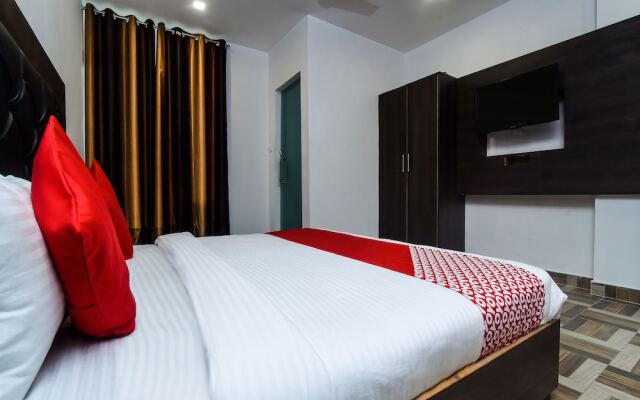 OYO 15806 Hotel Naddi Hills