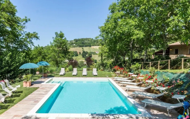 Belvilla by OYO Villa Dipinti