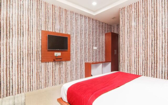 OYO 4308 Hotel Zaarang Inn