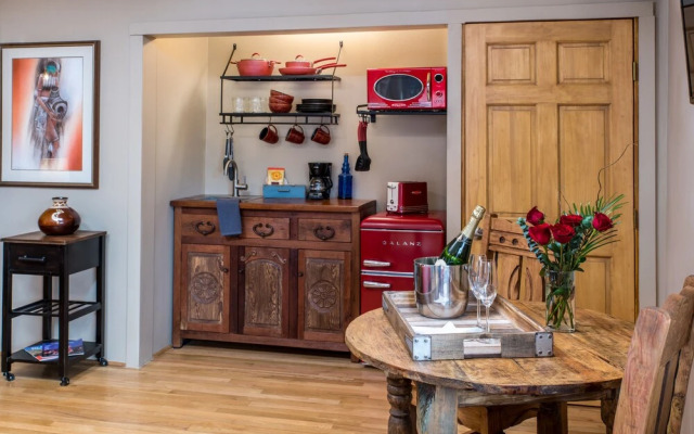 Bobcat Inn Bed and Breakfast