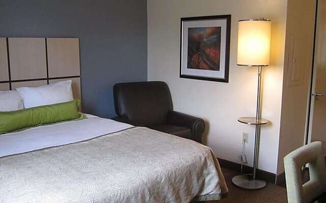 Sonesta Simply Suites Denver West Federal Center