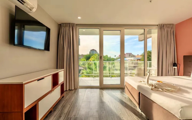 Las Islas Condominiums