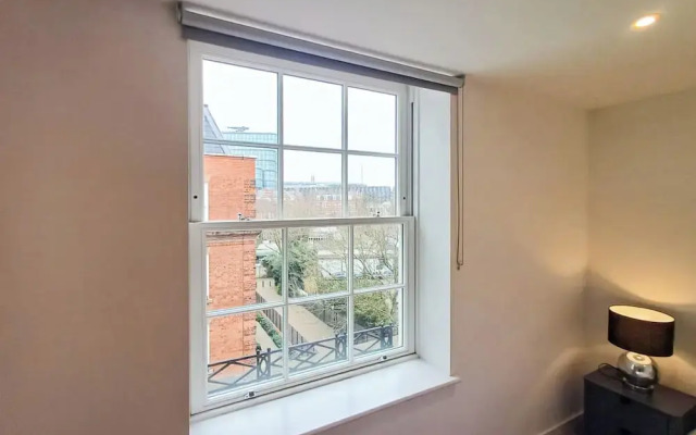 Modern 2 Bedroom 2 Bathroom Apartment